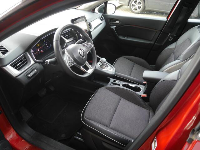 Renault CAPTUR 1.6 E-Tech Plug-in Hybrid 160 Intens | Panorama dak | Achteruitrijcamera | Lichtmetalen velgen | Navigatie | Cruise control | Stoelverwarming |