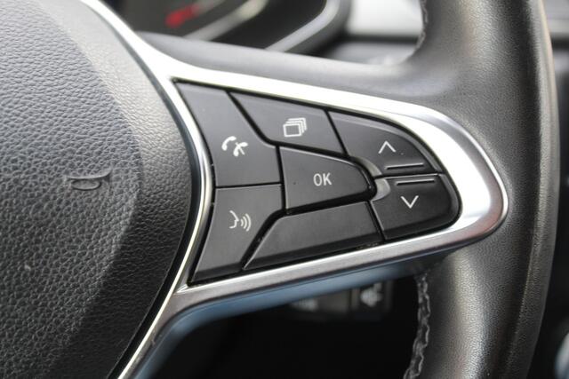 Renault CAPTUR 1.0 TCe 100 Intens//Ecc//Navi!!