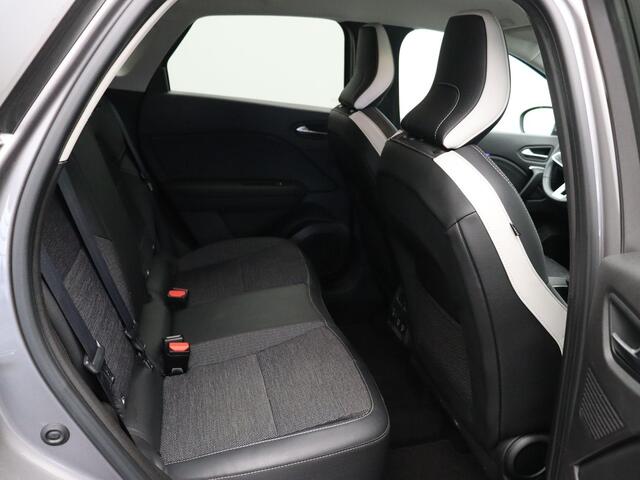 Renault CAPTUR E-Tech plug-in hybrid 160pk techno | 98% Accu score | Achteruitrijcamera | Navigatie |