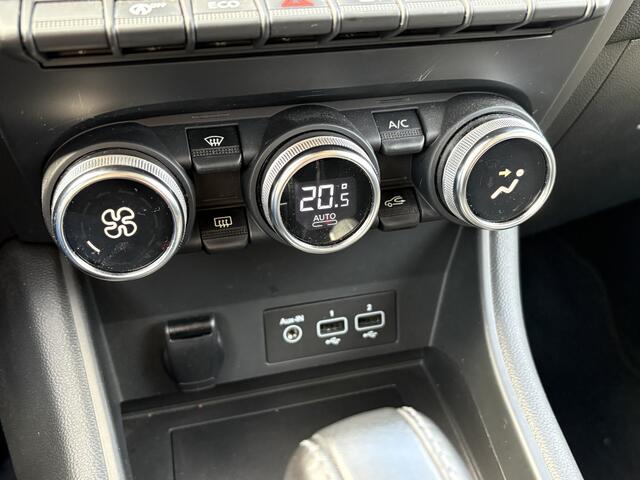 Renault CAPTUR 1.3 TCe 140 Intens Automaat | Navi | Camera | Cruise & Climate Control | Carplay | Interesse? Bel of App naar: 06 30 51 05 90