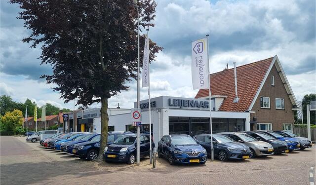 Renault CAPTUR 1.2 TCe Intens | Achteruitrijcamera | Trekhaak | Navigatie | Cruise control | Dealeronderhouden