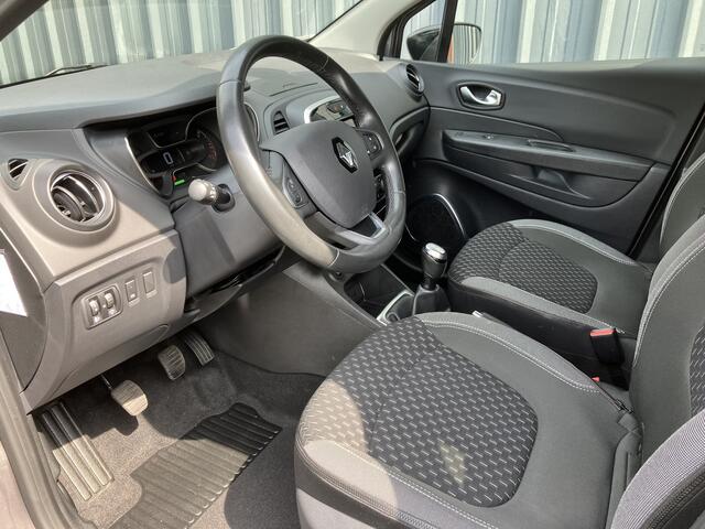 Renault CAPTUR TCe 90 Intens *TREKHAAK / CAMERA *