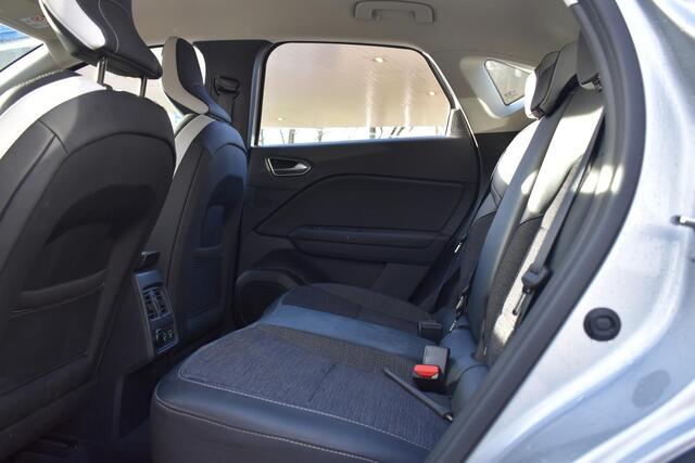 Renault CAPTUR 1.3 TCe 130 Intens Automaat | Stuur/Stoelverwarming | Navigatie | Camera | 100% Renault Onderhouden | 12 mnd BOVAG garantie | Whatsapp 06-53188999