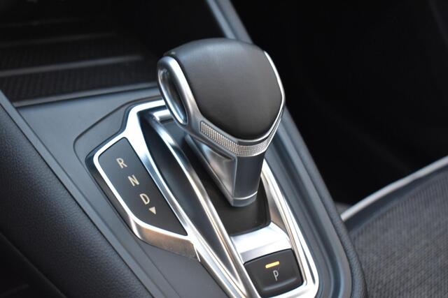 Renault CAPTUR 1.3 TCe 130 Intens Automaat | Stuur/Stoelverwarming | Navigatie | Camera | 100% Renault Onderhouden | 12 mnd BOVAG garantie | Whatsapp 06-53188999