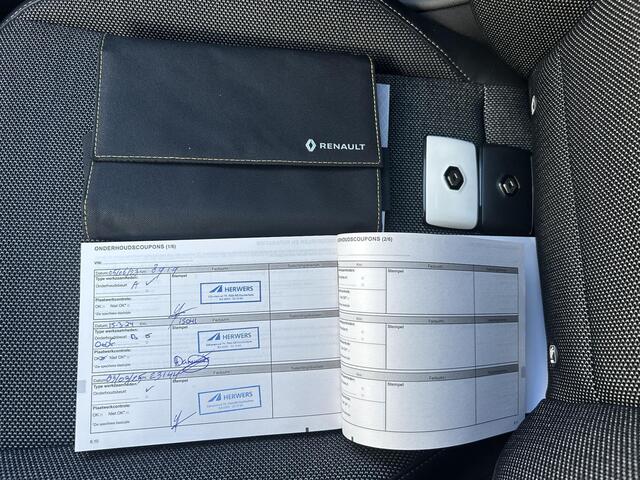 Renault CAPTUR 1.0 TCe 90 Intens / Achteruitrijcamera / Apple Carplay & Android Auto / Dealer Onderhouden / 1e Eigenaar / Climate Control / Sidesteps / Keyless Entry & Start /