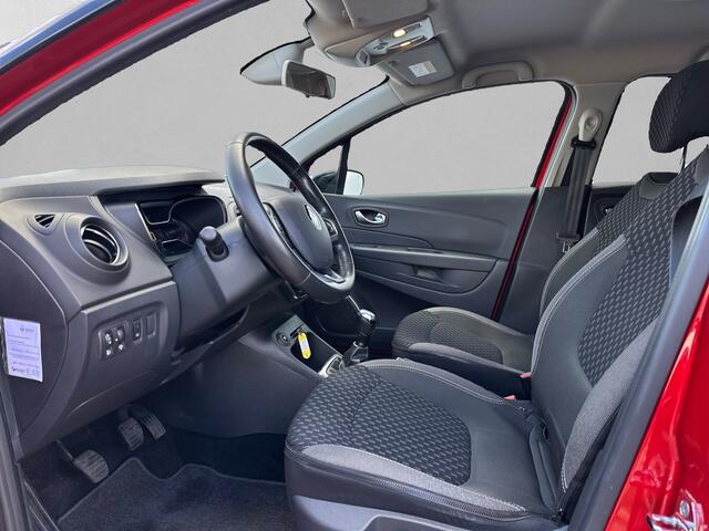 Renault CAPTUR 0.9 TCe Intens CAMERA / TREKHAAK / PDC / CRUISE