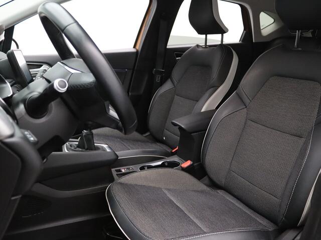 Renault CAPTUR 1.0 TCe Intens 100pk Camera | Cruise | Navi | Parkeersens. v+a