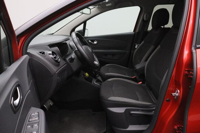 Renault CAPTUR 1.3 TCe Intens 2019 | 1e Eigenaar | Navigatie | DAB Radio | Achteruitrij Camera | Parkeersensoren | Cruise Control | Elektrische Ramen | Lichtmetalen Velgen | Boekjes | Nationale Autopas