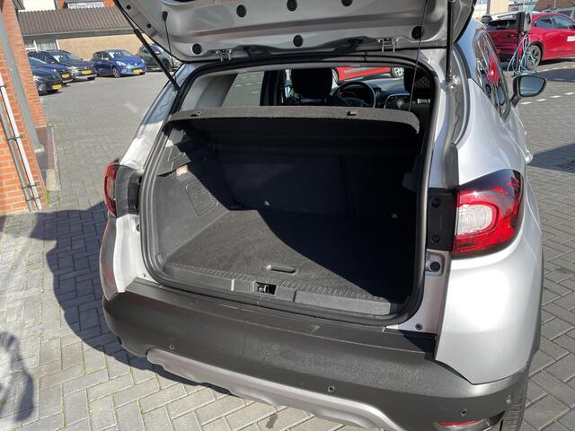 Renault CAPTUR 0.9 TCe Intens / DODEHOEKSENSOREN / ACHTERUITRIJCAMERA / CRUISE CONTROL / AIRCO