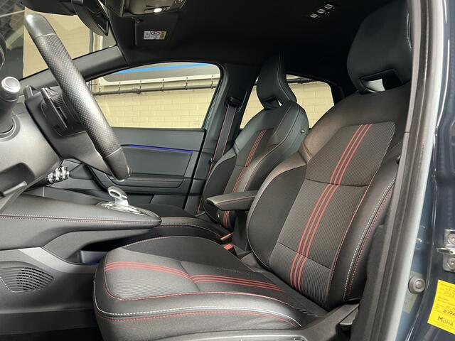 Renault CAPTUR 1.3 TCe 140 R.S. Line | Stoel, Stuur & Voorruitverwarming | Navi | Camera | Carplay | 100% Renault Dealer Onderhouden!