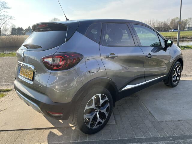 Renault CAPTUR 0.9 TCe Intens / Camera / PDC. V+A / Climate / Keyless / Blind spot / LMV /