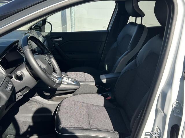 Renault CAPTUR 1.6 E-Tech Plug-in Hybrid 160 Intens (Hoge Instap) | Trekhaak | Navigatie | Camera | Climate Control |