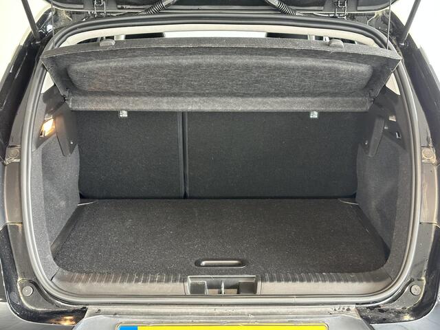 Renault CAPTUR 1.3 TCe 130 EDC Intens AUTOMAAT | ACHTERUITRIJCAMERA | PARKEERSENSOREN VOOR-/ACHTER | ADAPTIVE CRUISE CONTROL | BLIS