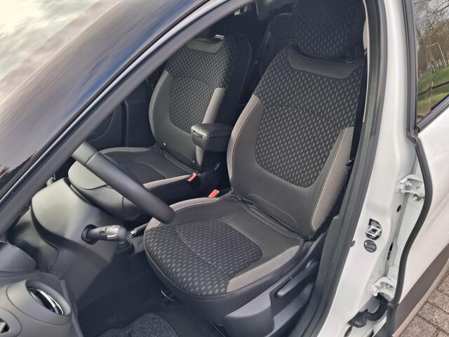 Renault CAPTUR 1.2 TCe Intens Automaat