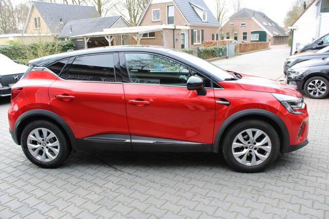 Renault CAPTUR 1.3 TCe 140PK Automaat Intens - Keyless DAB Navi