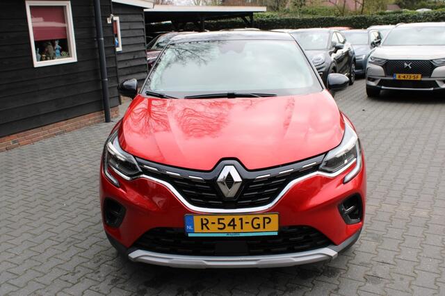 Renault CAPTUR 1.3 TCe 140PK Automaat Intens - Keyless DAB Navi