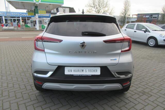 Renault CAPTUR 1.6 E-Tech Plug-in Hybrid 160 Edition One, 360 Camera, Blind Spot