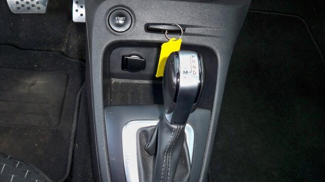 Renault CAPTUR 1.2 TCe Intens Trekhaak Navi