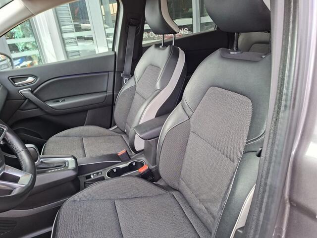 Renault CAPTUR 1.6 E-TECH HYBRIDE 160 INTENS AUTOMAAT NAVI LMV PDC