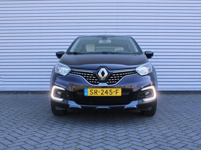 Renault CAPTUR 1.2 TCe Initiale Paris | Stoelverwarming | Camera | Leer | Bose audio | Dodehoek detectie | LED | 17" LM | Apple Carplay/Android Auto | Clima |