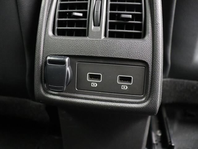 Renault CAPTUR 1.0 TCe 90 Intens | Dealeronderhouden | Parkeersensoren voor/achter | Achteruitrijcamera | Navigatie | Climate control |