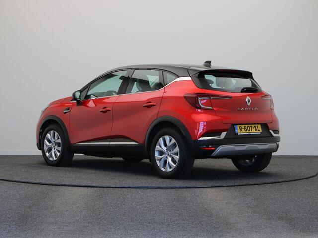 Renault CAPTUR TCe 90pk Intens | Dealeronderhouden | Eerste eigenaar | 360 graden camera | Stoel en stuurverwarming | Dodehoek detectie | Verwarmd voorruit |