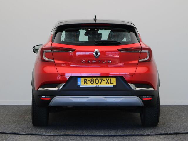 Renault CAPTUR TCe 90pk Intens | Dealeronderhouden | Eerste eigenaar | 360 graden camera | Stoel en stuurverwarming | Dodehoek detectie | Verwarmd voorruit |
