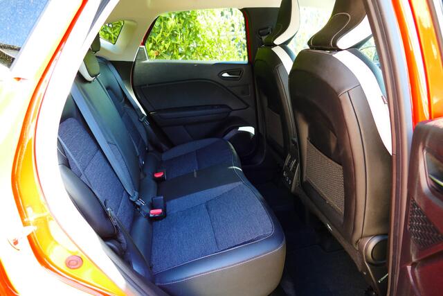 Renault CAPTUR 1.0 TCe 90 techno. Bi-Tone, Camera, Navi, Clima, Cruise, 17"LMV