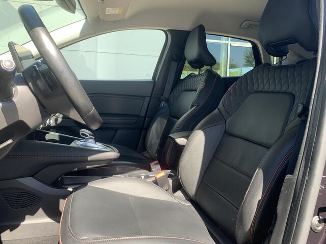 Renault CAPTUR 1.3 TCe 130 Initiale Paris | Dodehoekdetectie | Stoel- en stuurverwarming | Bochane onderhouden