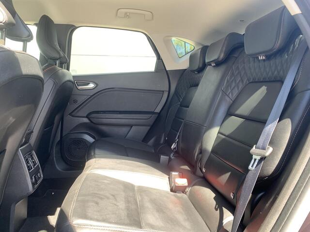 Renault CAPTUR 1.3 TCe 130 Initiale Paris | Dodehoekdetectie | Stoel- en stuurverwarming | Bochane onderhouden