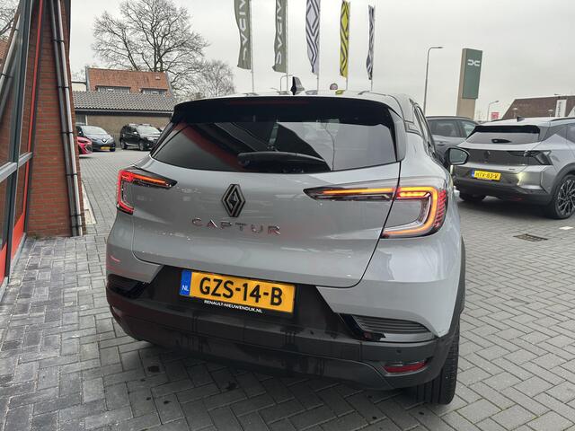 Renault CAPTUR 1.0 TCe 90 techno / Pack Navigation / Two Tone Kleur