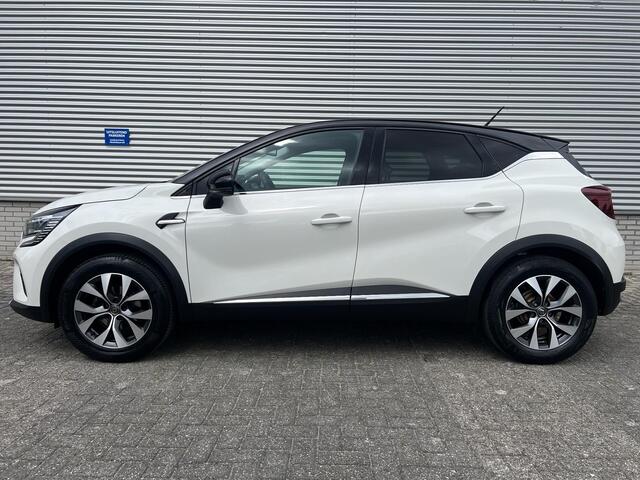 Renault CAPTUR 1.0 TCe 100 Intens | Trekhaak | 17" LM Velgen | Navigatie | Parkeersensoren Voor & Achter