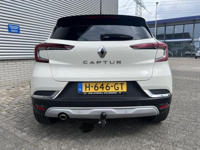 Renault CAPTUR 1.0 TCe 100 Intens | Trekhaak | 17" LM Velgen | Navigatie | Parkeersensoren Voor & Achter