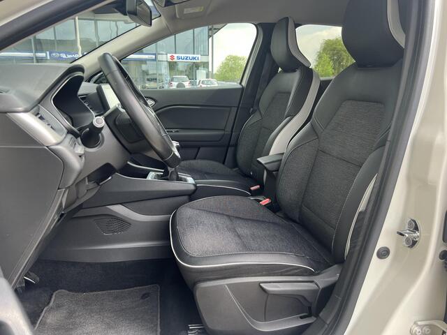 Renault CAPTUR 1.0 TCe 100 Intens | Trekhaak | 17" LM Velgen | Navigatie | Parkeersensoren Voor & Achter