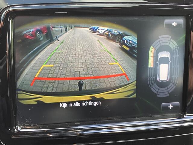 Renault CAPTUR 1.3 TCe Intens EDC Automaat * PANORAMADAK / TREKHAAK *
