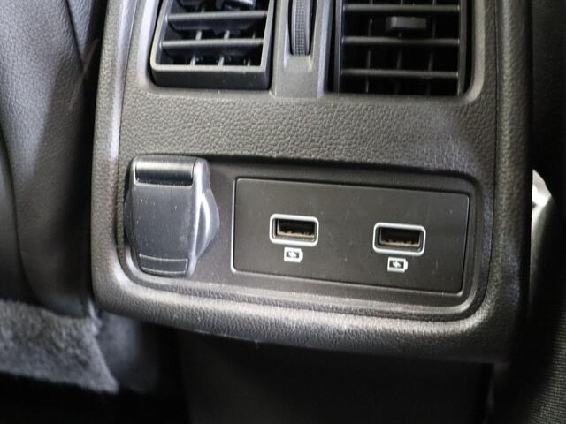 Renault CAPTUR 1.0 TCe 90 Intens | Climate Control | Lichtmetalen velgen | Navigatie | 1e Eigenaar | ABD Onderhouden! |