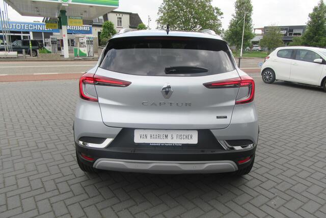 Renault CAPTUR 1.6 E-Tech Full Hybrid 145 Techno, Navigatie, Camera