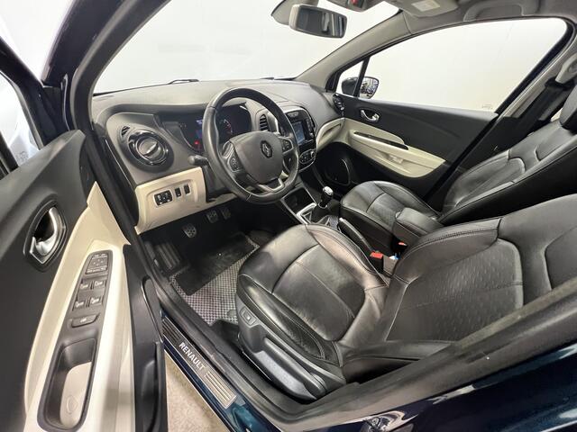 Renault CAPTUR 0.9 TCe Intens | Navigatie/Android/Apple Carplay | LM Velgen 17" | Panoramadak | Voorstoelen Verwarmd | Lederen Bekleding | Airco |