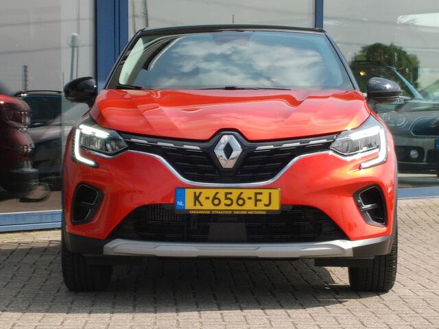 Renault CAPTUR 1.0 TCe 100 Intens, Trekhaak / Carplay + Android Auto / Camera + Sensoren / Climate Control / 17'' LMV