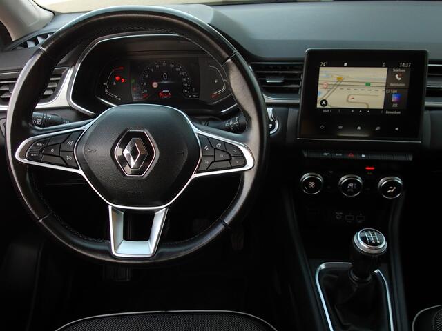 Renault CAPTUR 1.0 TCe 100 Intens, Trekhaak / Carplay + Android Auto / Camera + Sensoren / Climate Control / 17'' LMV