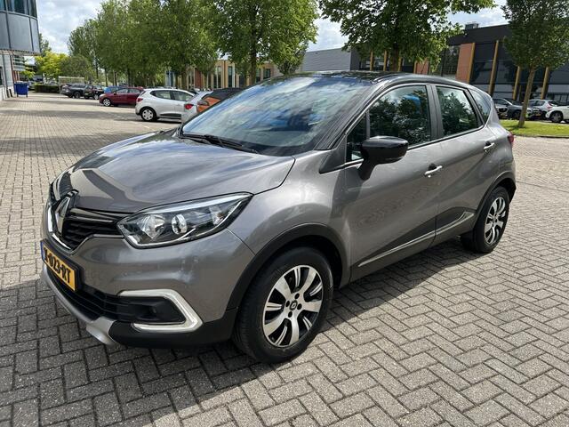 Renault CAPTUR 0.9 TCe Limited NAVI CRUISE CARPLAY.