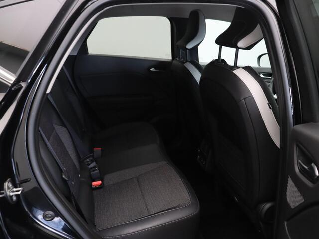 Renault CAPTUR E-Tech Hybrid 145pk Techno | Navigatie | Achteruitrijcamera | Parkeersensoren voor en achter | Climate control | All season banden |