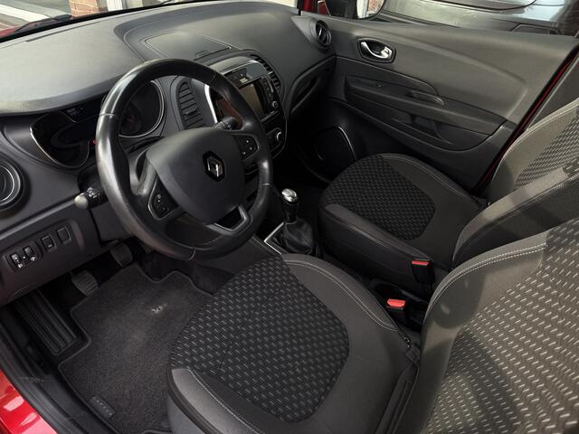 Renault CAPTUR 0.9 TCe Intens | trekhaak | achteruitrijcamera | 17 inch velgen |
