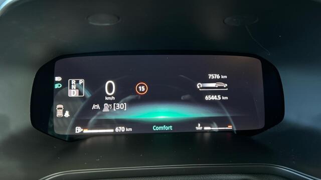 Renault CAPTUR 1.3 mild hybrid 140 EDC techno