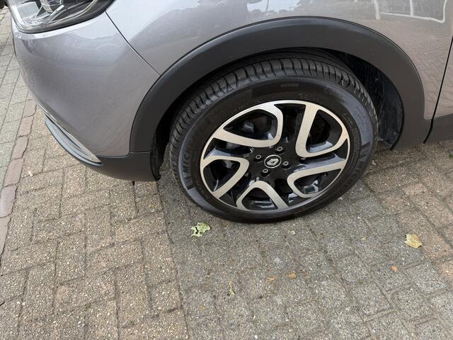 Renault CAPTUR 1.2 TCe Dynamique CAMERA NAVIGAATIE AIRCO ECC TREKHAAK CPV