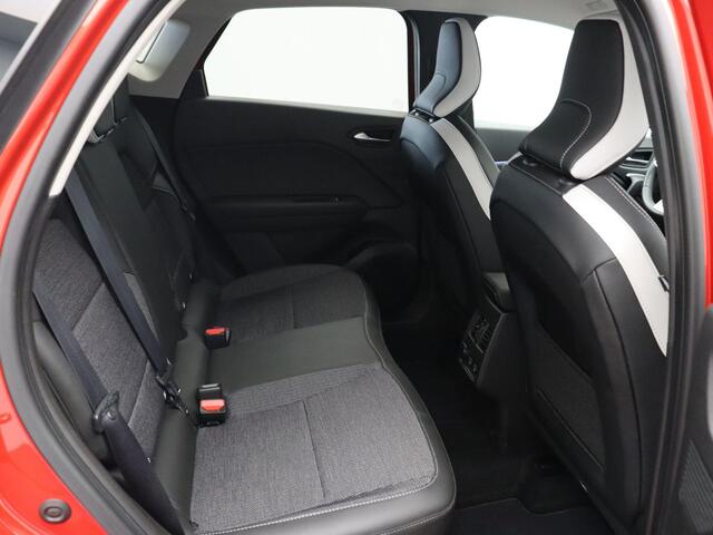 Renault CAPTUR TCe 90pk techno | Trekhaak | Achteruitrijcamera | Parkeersensoren voor en achter | Stoel en stuurverwarming | Voorruitverwarming