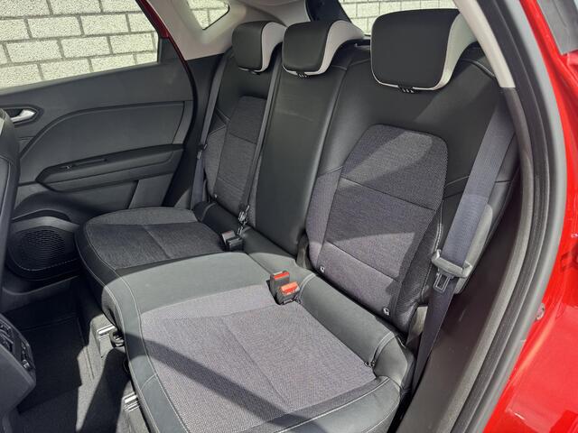 Renault CAPTUR 1.0 TCe 100 Bi-Fuel Intens | Achteruitrijcamera | Navigatie | Climate Control | Apple CarPlay / Android Auto |
