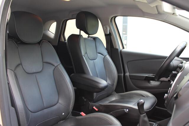 Renault CAPTUR 0.9 TCe Xmod | Leder | Trekhaak | Climate Control | Navigatie | Camera