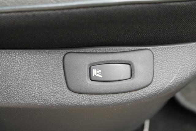 Renault CAPTUR 0.9 TCe Xmod | Leder | Trekhaak | Climate Control | Navigatie | Camera