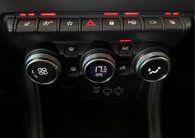Renault CAPTUR 1.3 TCe 155 Edition One | Groot Navi | Pano | Bose | 360 | Stoel & Stuur verwarming | 18" | 100% Dealer onderhouden!